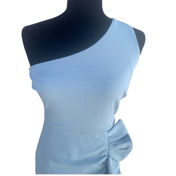 Hello Molly Backstage Passes Dress in Sage 
Size US 8 Cocktail Dress - Picture 7 of 16